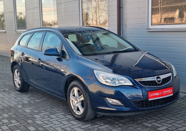 Opel Astra cena 22900 przebieg: 162000, rok produkcji 2012 z Kutno małe 352